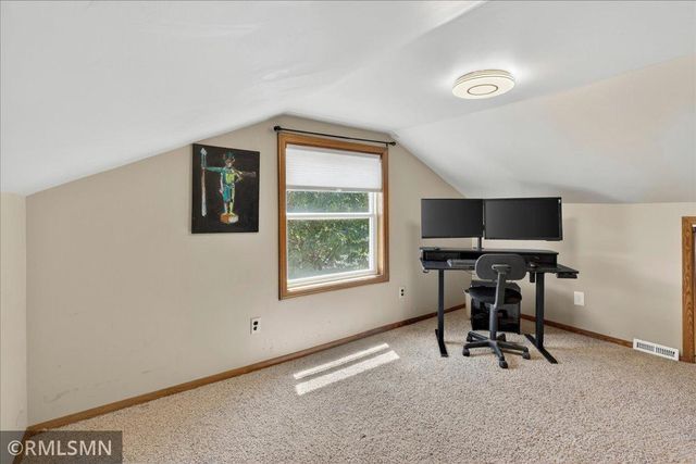 701 69th Avenue N, Brooklyn Center, MN 55430