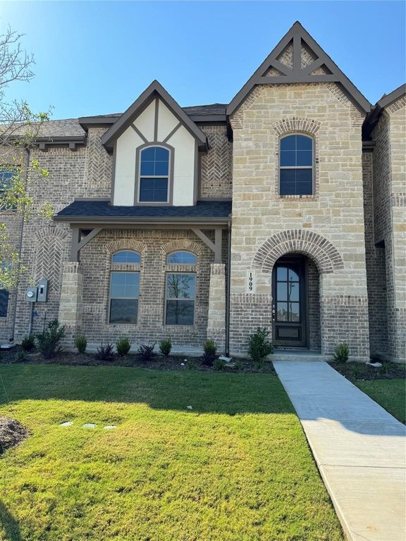 1909 Ethereal Lane, Waxahachie, TX 75165