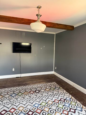 7016 Route 30, Pawlet, VT 05761