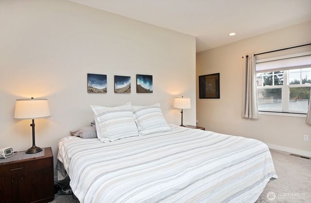 5655 Pauleina Court, Freeland, WA 98249