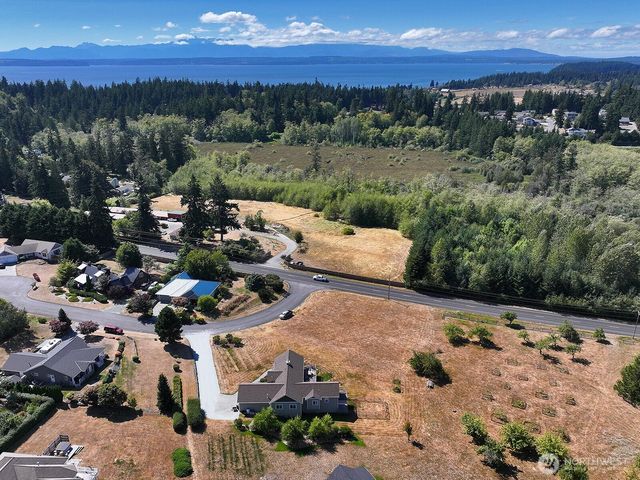 5655 Pauleina Court, Freeland, WA 98249