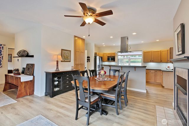5655 Pauleina Court, Freeland, WA 98249