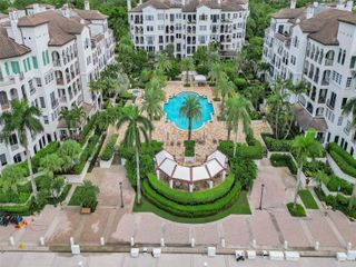 3500 Island Blvd D-203, Aventura, FL 33160
