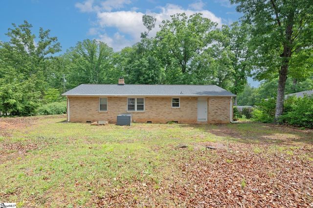 31 Blue Mountain Drive, Greenville, SC 29617