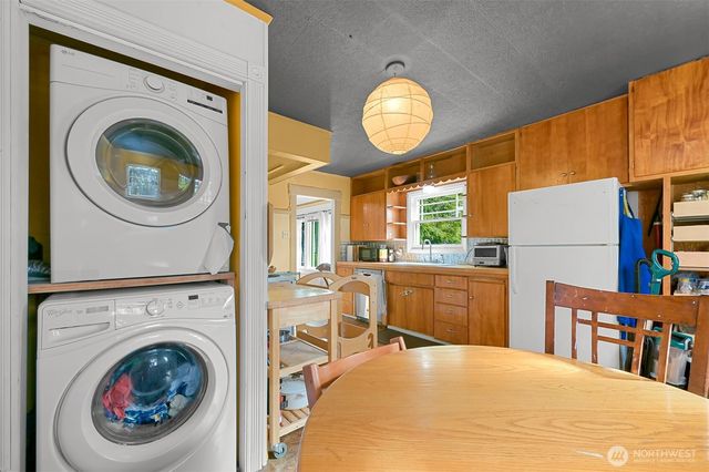 503 W Illinois Street, Bellingham, WA 98225