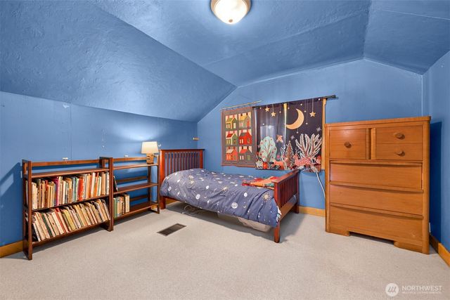 503 W Illinois Street, Bellingham, WA 98225