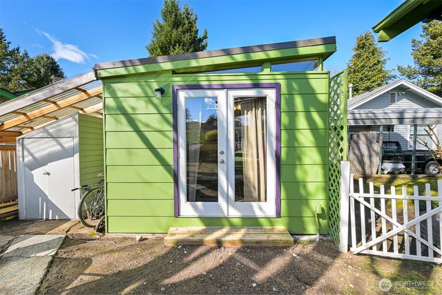 503 W Illinois Street, Bellingham, WA 98225