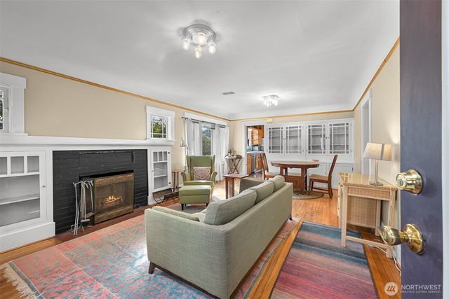 503 W Illinois Street, Bellingham, WA 98225