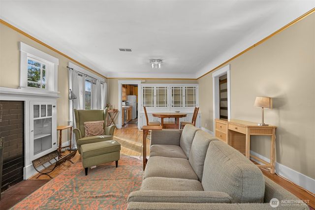 503 W Illinois Street, Bellingham, WA 98225