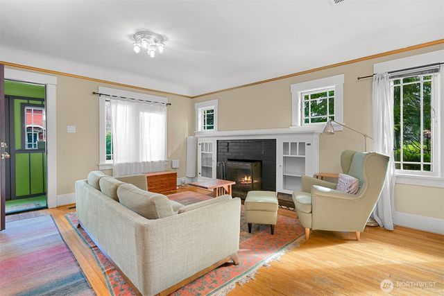 503 W Illinois Street, Bellingham, WA 98225