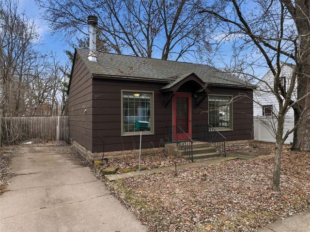 2607 6th Street, Eau Claire, WI 54703