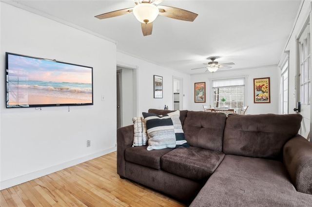 2607 6th Street, Eau Claire, WI 54703