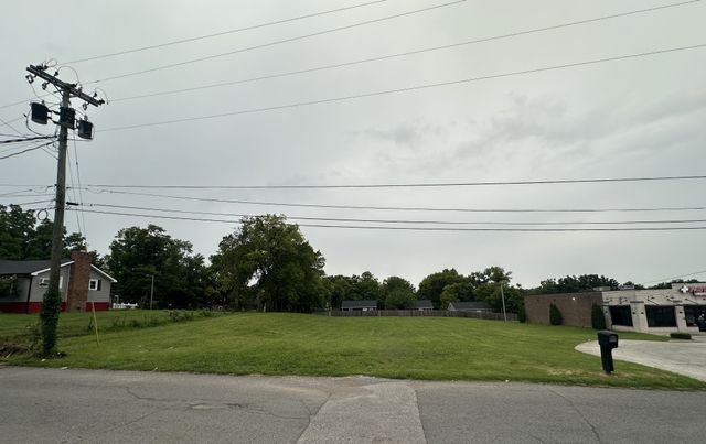 1609 Jones St, Springfield, TN 37172