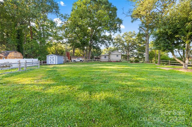 2816 Wilkshire Drive, Shelby, NC 28150