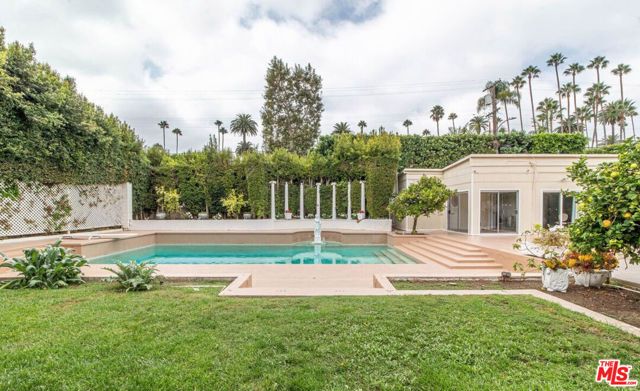 713 N Elm Drive, Beverly Hills, CA 90210