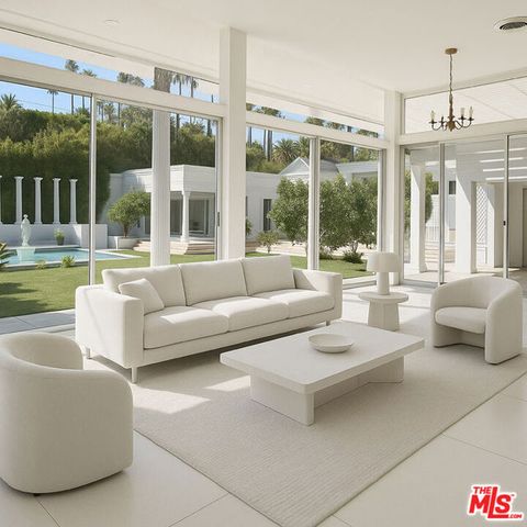 713 N Elm Drive, Beverly Hills, CA 90210