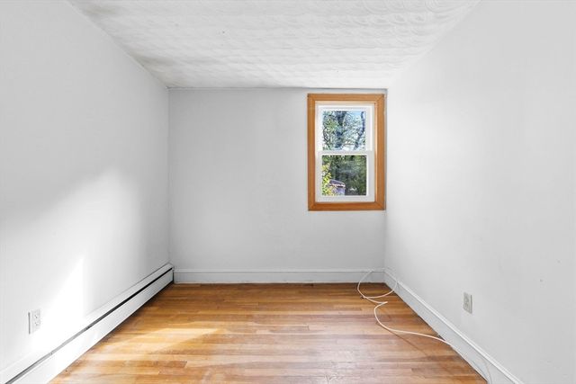 15 Anthony Rd, Yarmouth, MA 02673