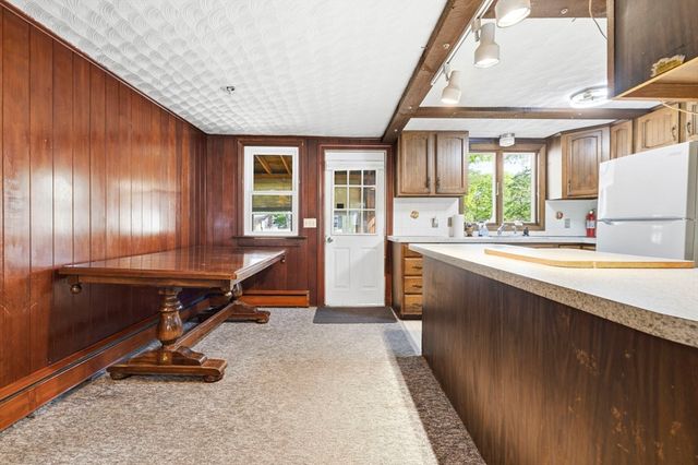 15 Anthony Rd, Yarmouth, MA 02673