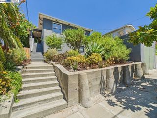 4418 Virginia Ave, Oakland, CA 94619