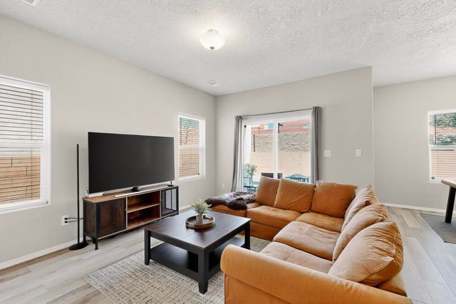 9609 Sage Ranch Court SW, Albuquerque, NM 87121