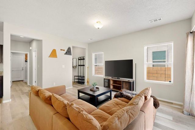 9609 Sage Ranch Court SW, Albuquerque, NM 87121