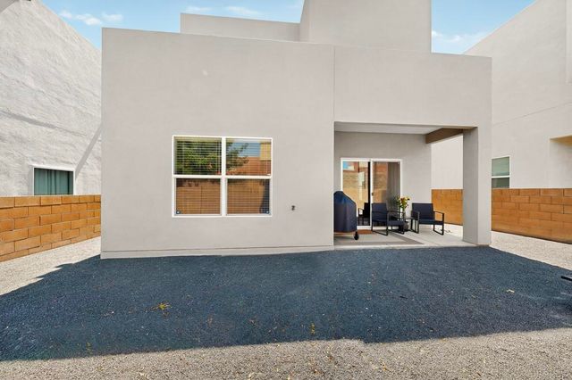 9609 Sage Ranch Court SW, Albuquerque, NM 87121