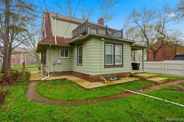 16614 Sunderland Road, Detroit, MI 48219