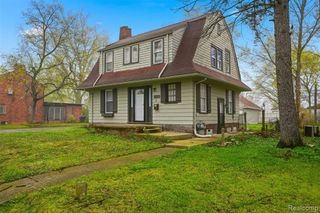 16614 Sunderland Road, Detroit, MI 48219