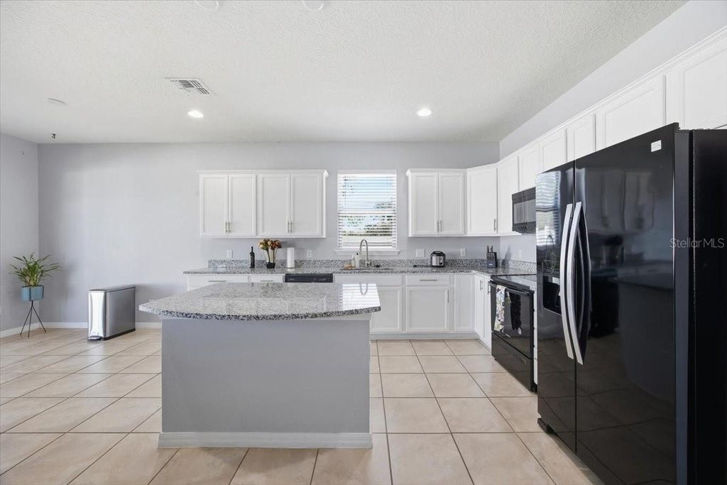 Image 18 of property listing at 5118 CLAREMONT COURT, Polk City, FL 33868