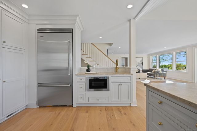 71 Peaceable Ridge Road, Ridgefield, CT 06877