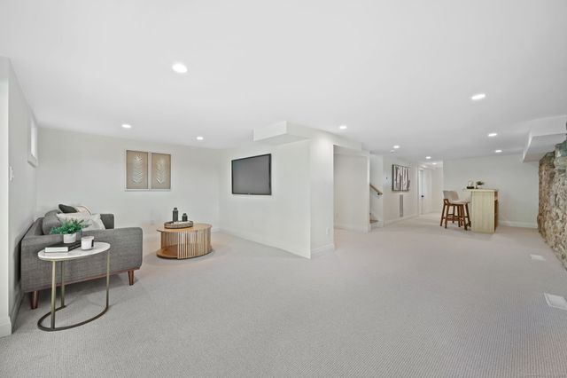 71 Peaceable Ridge Road, Ridgefield, CT 06877