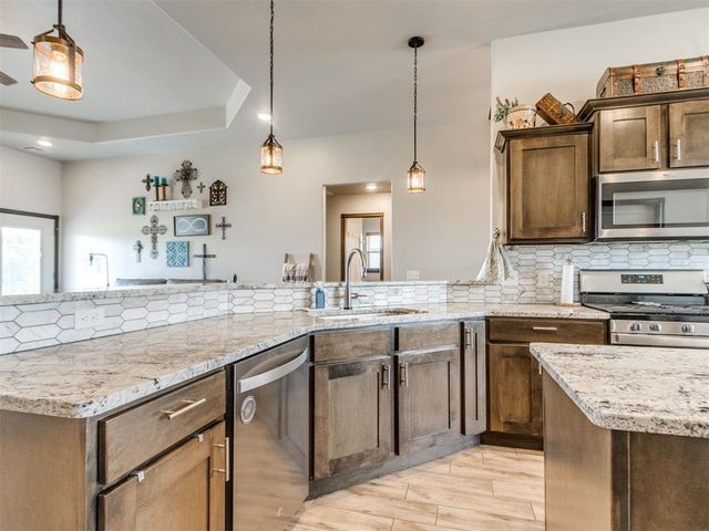 1378 County St 2977, Blanchard, OK 73010
