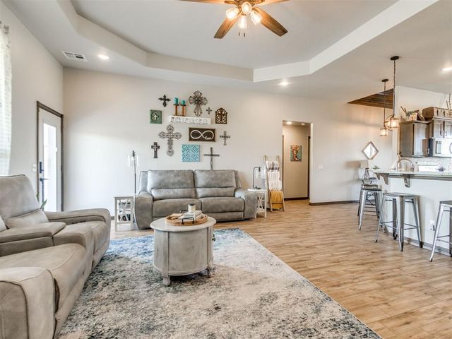1378 County St 2977, Blanchard, OK 73010