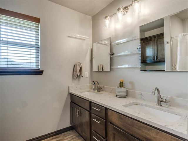 1378 County St 2977, Blanchard, OK 73010