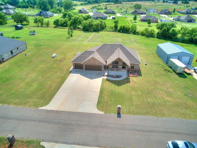 1378 County St 2977, Blanchard, OK 73010