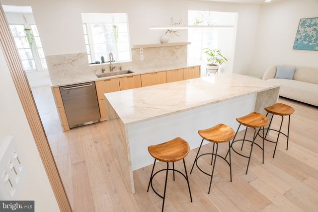 5 BIRCH KNOLL ROAD, Wilmington, DE 19810