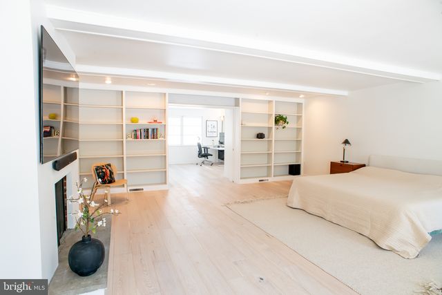 5 BIRCH KNOLL ROAD, Wilmington, DE 19810