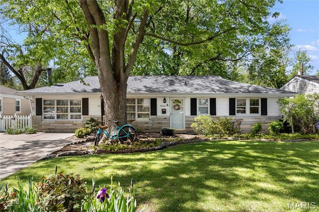 14 Elwood Court, Florissant, MO 63031