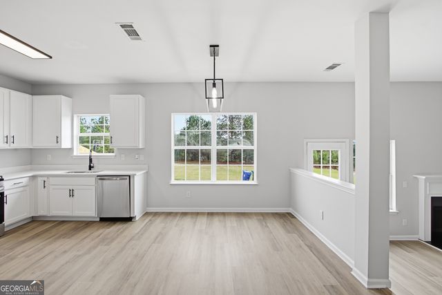 3538 Cragstone Road, Stonecrest, GA 30038