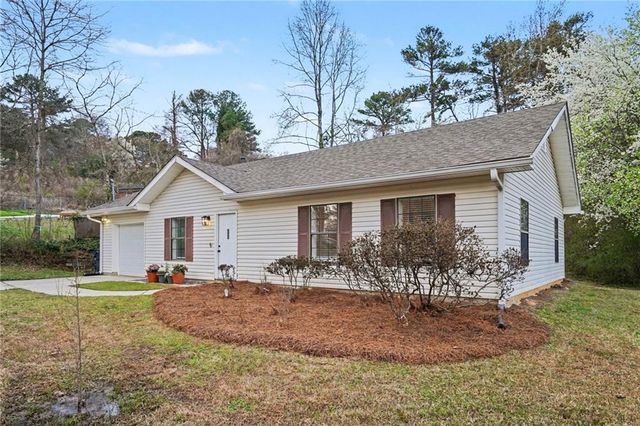 555 Cardell SE Circle, Mableton, GA 30126