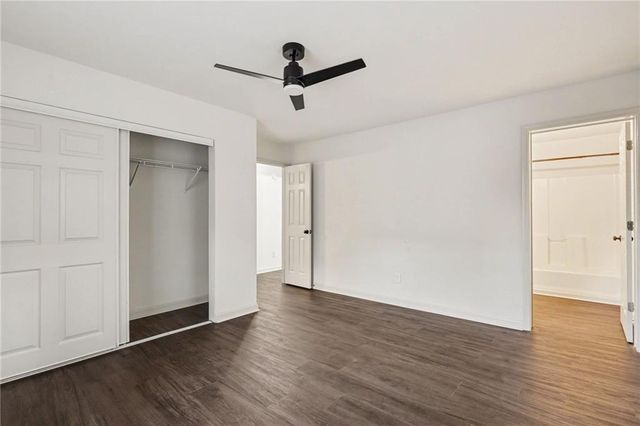 555 Cardell SE Circle, Mableton, GA 30126