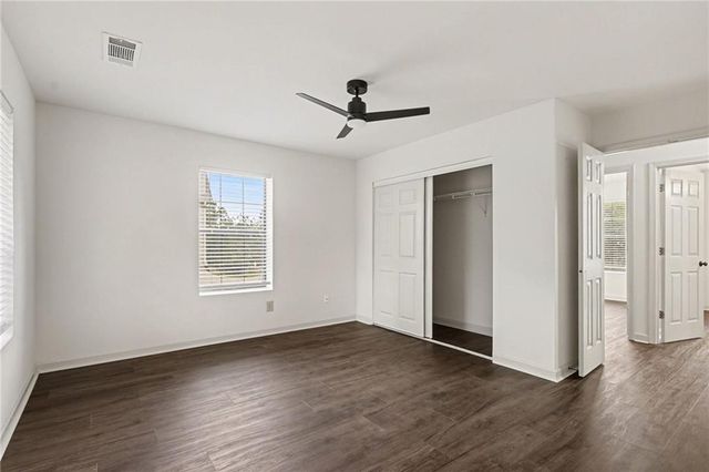 555 Cardell SE Circle, Mableton, GA 30126