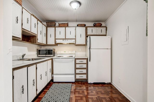 42 Burgundy A A, Delray Beach, FL 33484