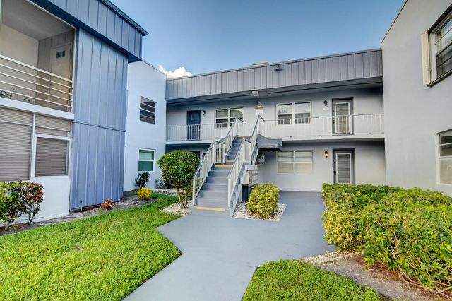 42 Burgundy A A, Delray Beach, FL 33484