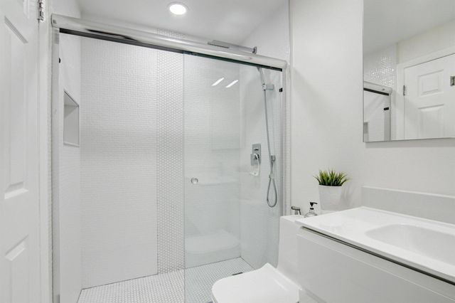 42 Burgundy A A, Delray Beach, FL 33484