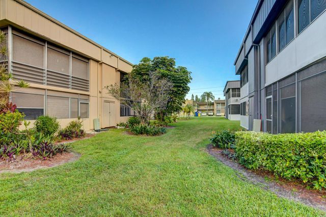 42 Burgundy A A, Delray Beach, FL 33484