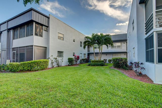 42 Burgundy A A, Delray Beach, FL 33484
