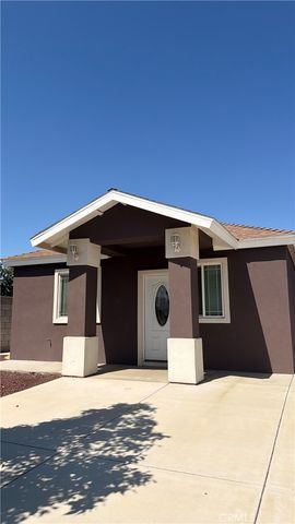 11088 Spruce Avenue, Bloomington, CA 92316
