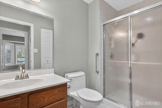 4-B James Polk Court, Monroe, NJ 08831