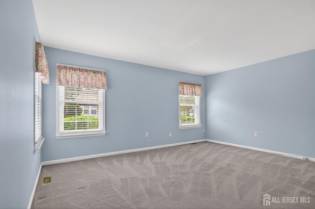 4-B James Polk Court, Monroe, NJ 08831